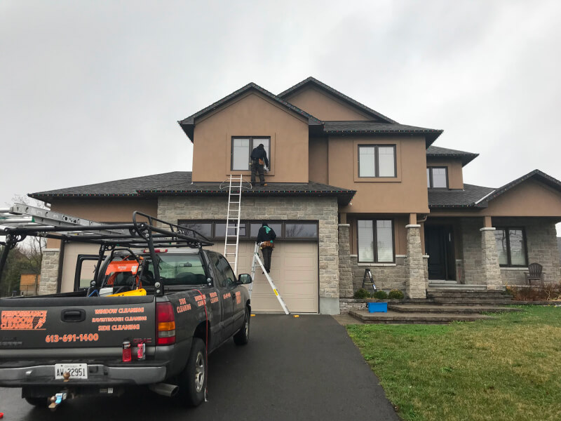 window cleaning services Ottawa