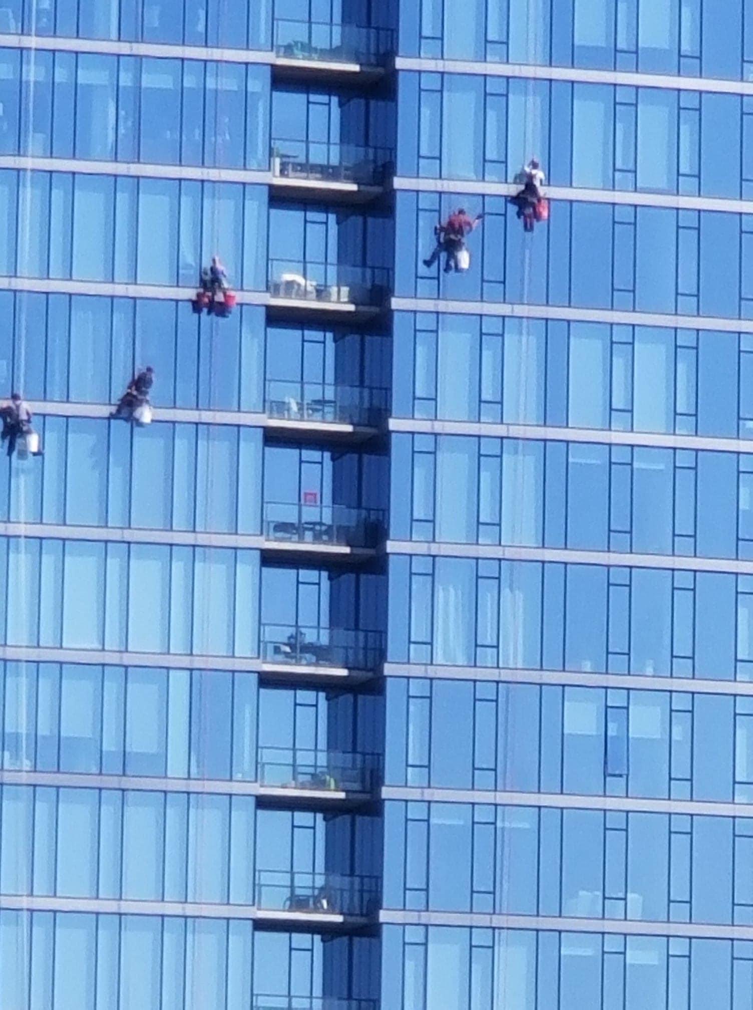 window cleaning services Ottawa